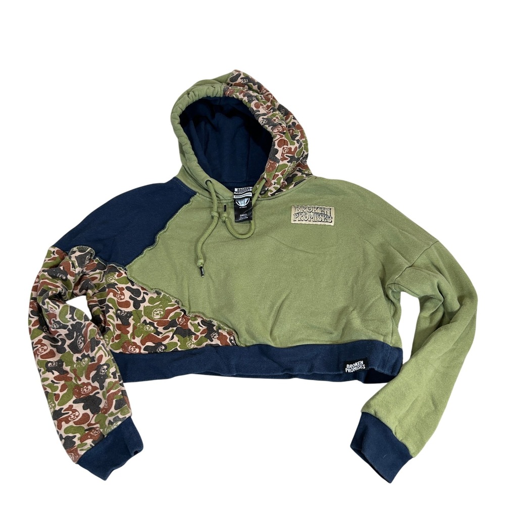 Broken Promises Womens Small Green Camo Colorblock Cropped Hoodie Pullover